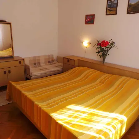 Appartement Labin 2 *