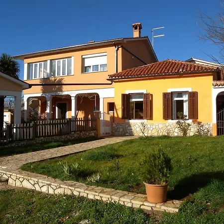 Διαμέρισμα Labin 2 Strmac